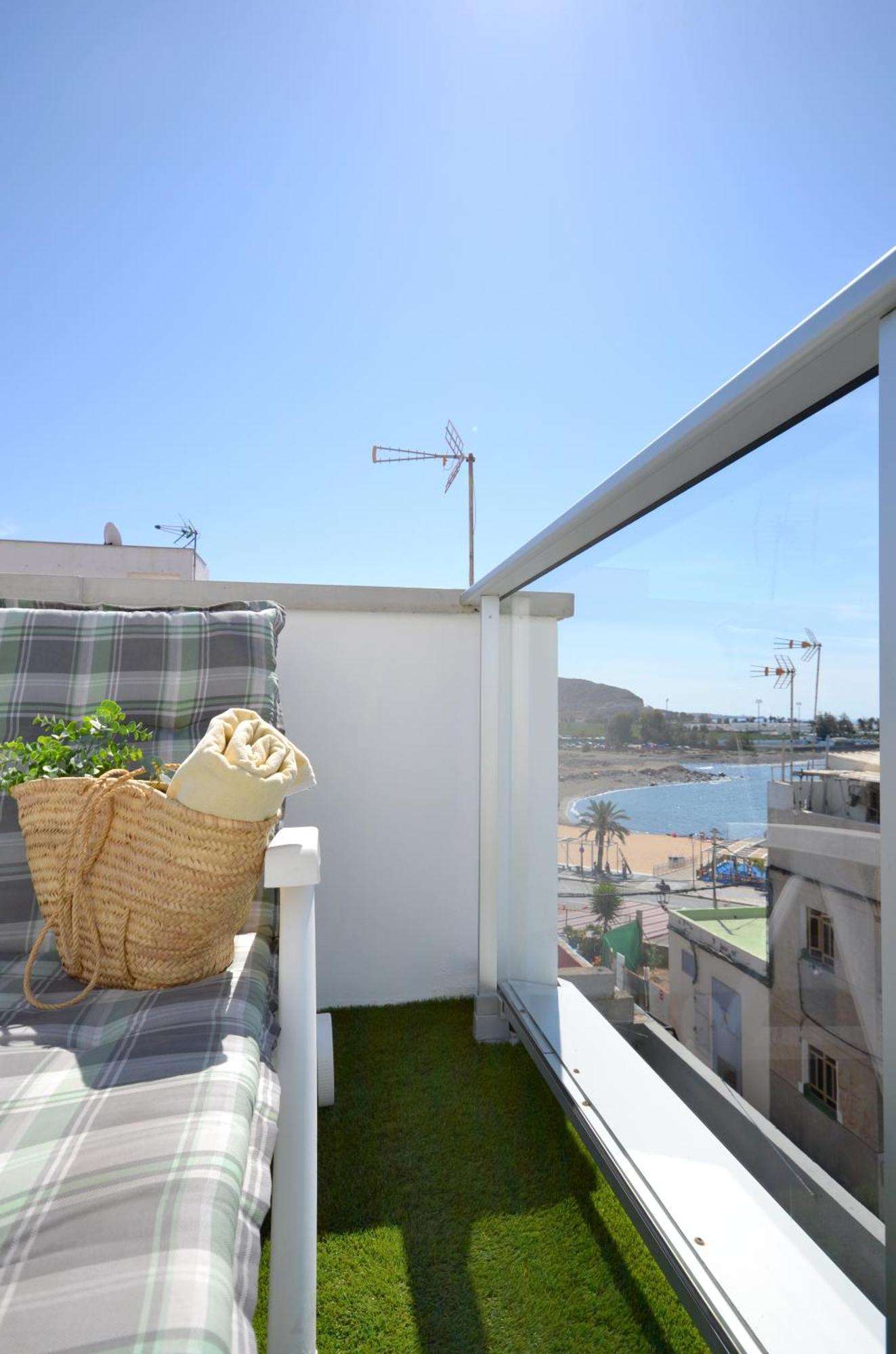 Amplio Apartamento Recien Reformado 라프라야데알게네구인 외부 사진