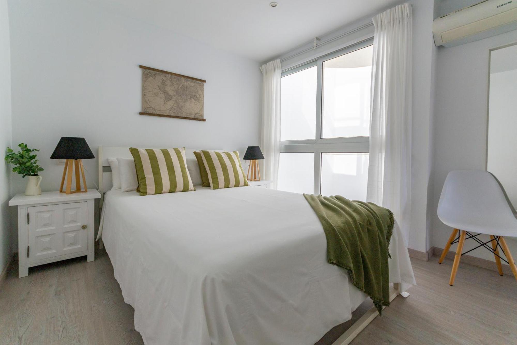Amplio Apartamento Recien Reformado 라프라야데알게네구인 외부 사진